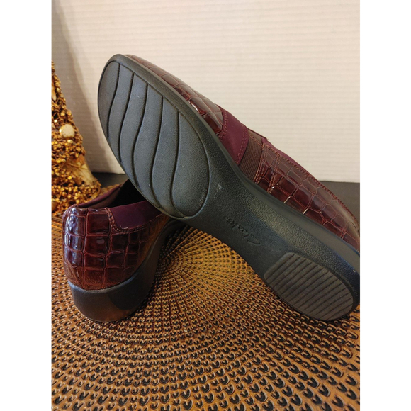 Clarks Daisy Slip Ons Size 9M - Picture 5 of 5